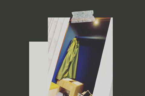 70C20D35-5383-4DE0-A708-E5427BB03CA4