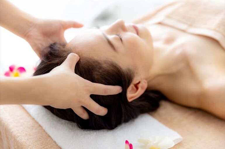 ヘッドセラピー・ヘッドスパ・ヘッドマッサージの違いについて